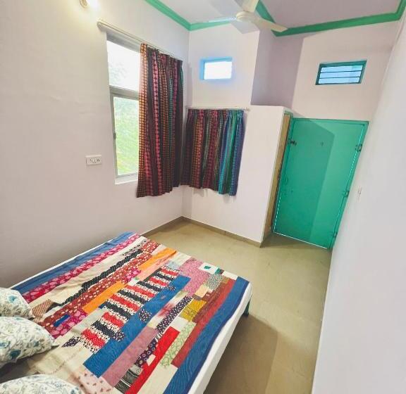 Номер Стандарт с Балконом, Bhoora House