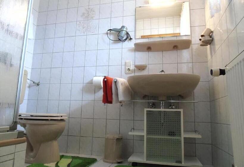 Номер Стандарт с Балконом, Pension Haus Waldesruh