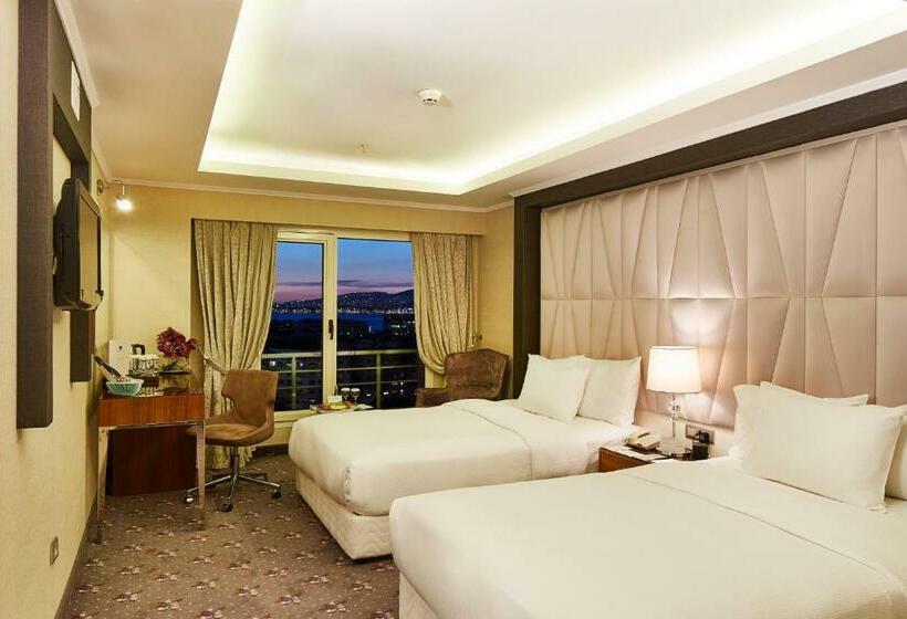 اتاق استاندارد با چشم‌انداز دریا, Doubletree By Hilton Hotel Izmir   Alsancak
