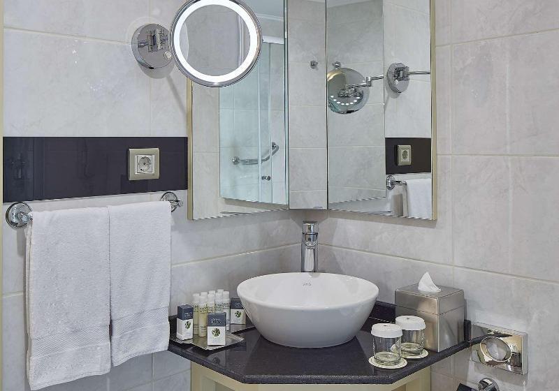 اتاق استاندارد یک نفره, Doubletree By Hilton Hotel Izmir   Alsancak