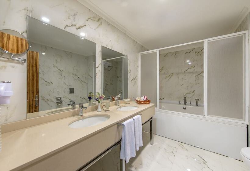 Люкс Повышенной Комфортности, Ramada by Wyndham Cappadocia
