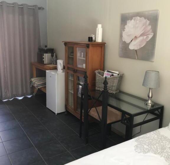 חדר סטנדרט, 28 La Rochelle