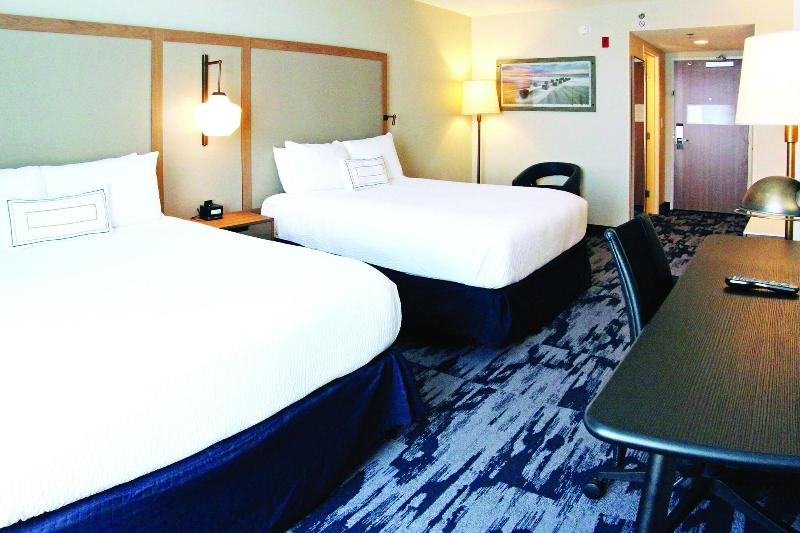 キングサイズベッドのスイートルーム, King Evelthon Beach Hotel & Resort