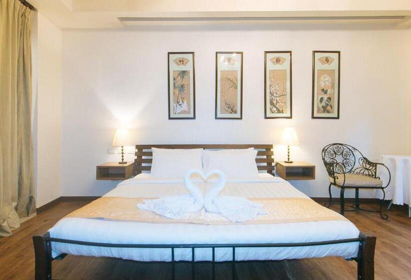 Номер Deluxe Кровать Кинг, Reddoorz Premium At Anisabel Suites Davao City