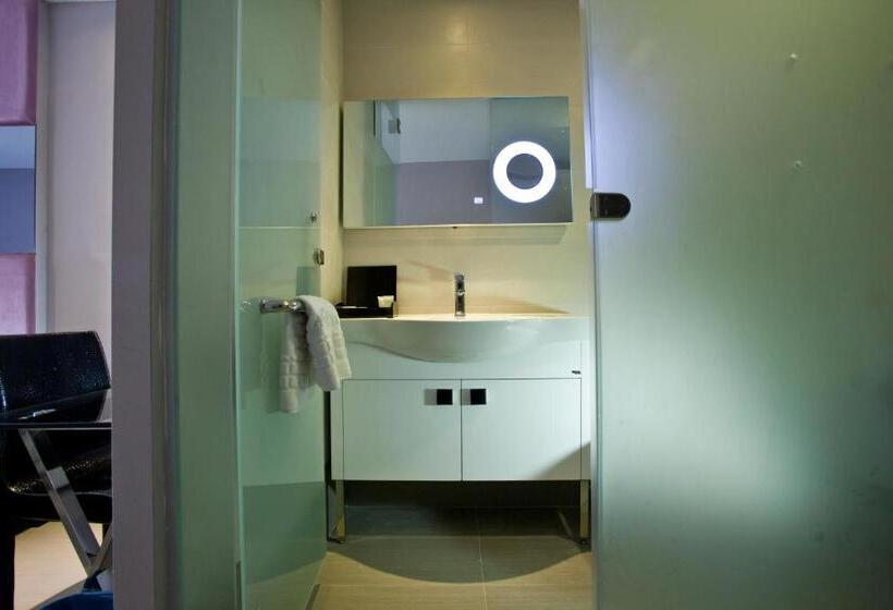Номер Deluxe, Euro+ Hotel Johor Bahru