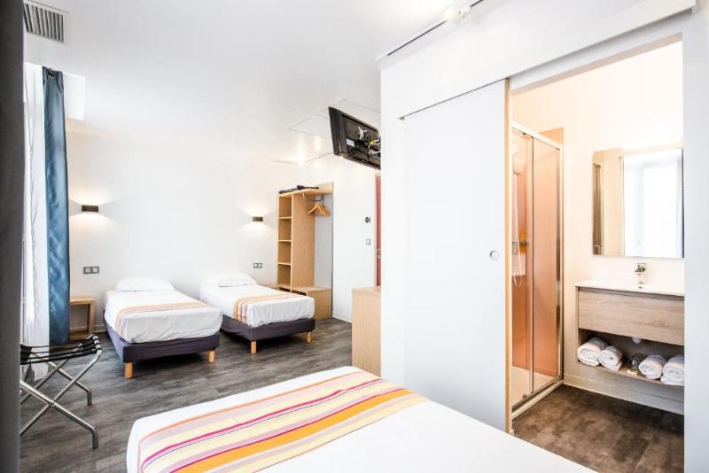 Номер Стандарт Трехместный, Hôtel Pb   Paris Barcelone