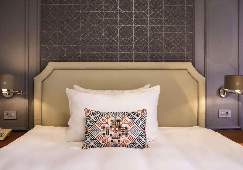 Номер Стандарт, Hôtel Pb   Paris Barcelone