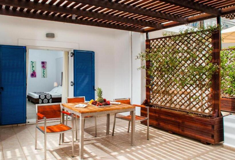 Номер Superior Вид на Море, Kythea Resort