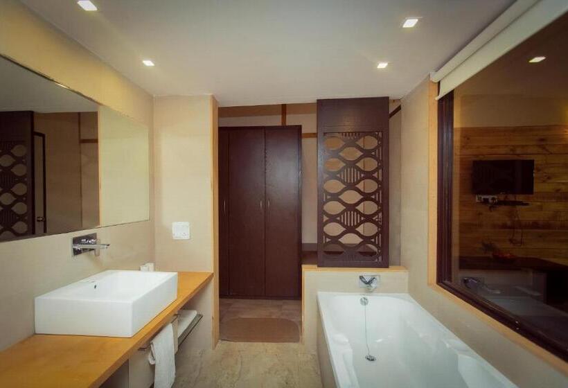 کابین, Riva Beach Resort