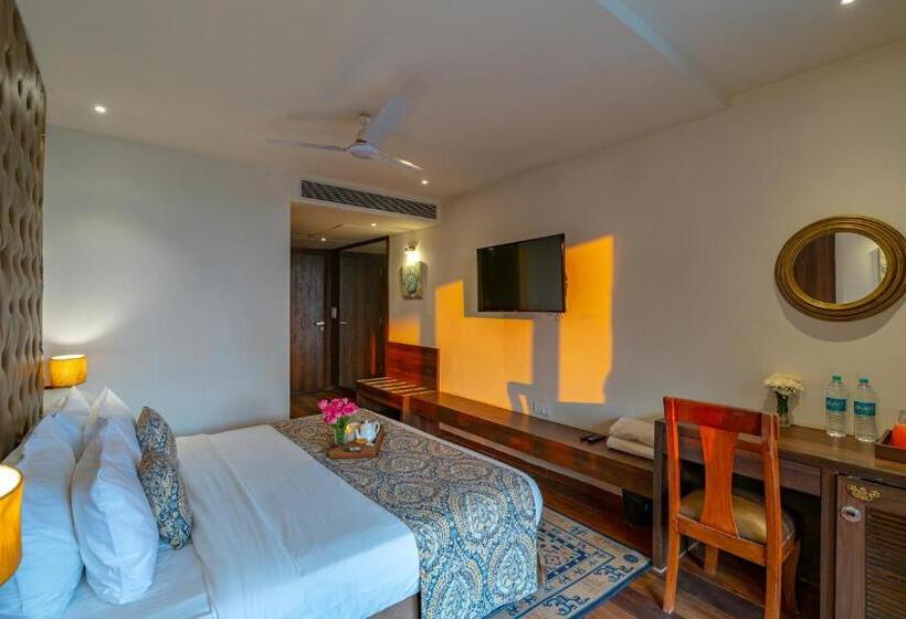 اتاق لوکس با چشمانداز استخر, Riva Beach Resort