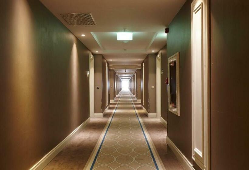 Люкс, Titanic Deluxe Golf Belek