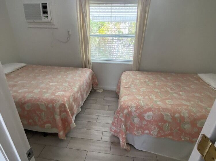 Апартаменты 1 Спальня, Tropical Winds Motel & Cottages