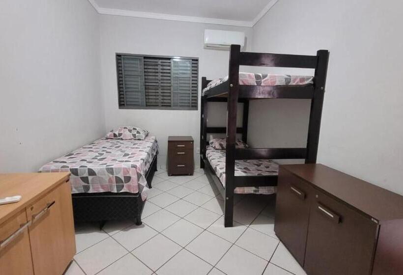 اتاق استاندارد سه نفره, Pousada São Francisco