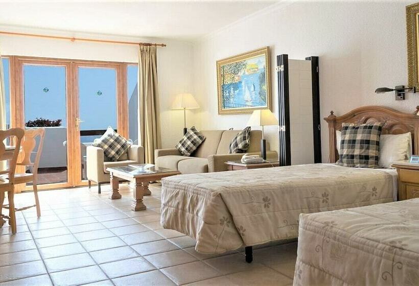 Студия Стандарт Вид на Море, Beverly Hills Suites   Excel Hotels & Resorts