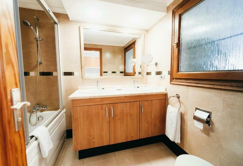 Апартаменты 1 Спальня Вид на Море, Beverly Hills Suites   Excel Hotels & Resorts