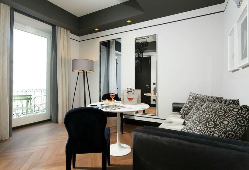 Люкс Повышенной Комфортности, Corso 281 Luxury Suites