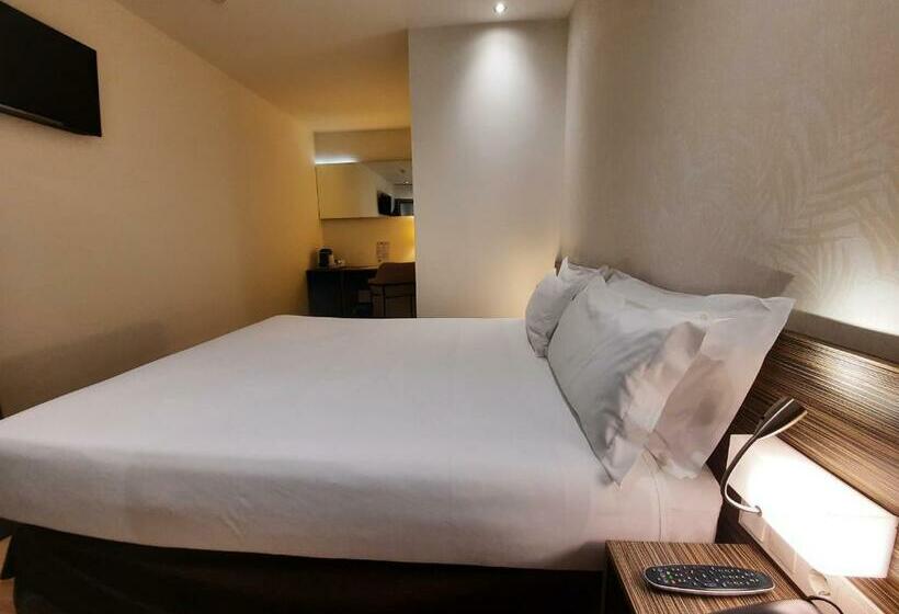 Habitación Estándar, Hellosky Air Rooms Madrid