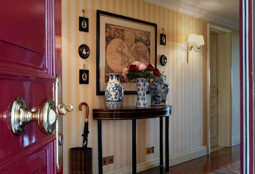 آپارتمان لوکس 2 خوابه, Cheval Thorney Court At Hyde Park