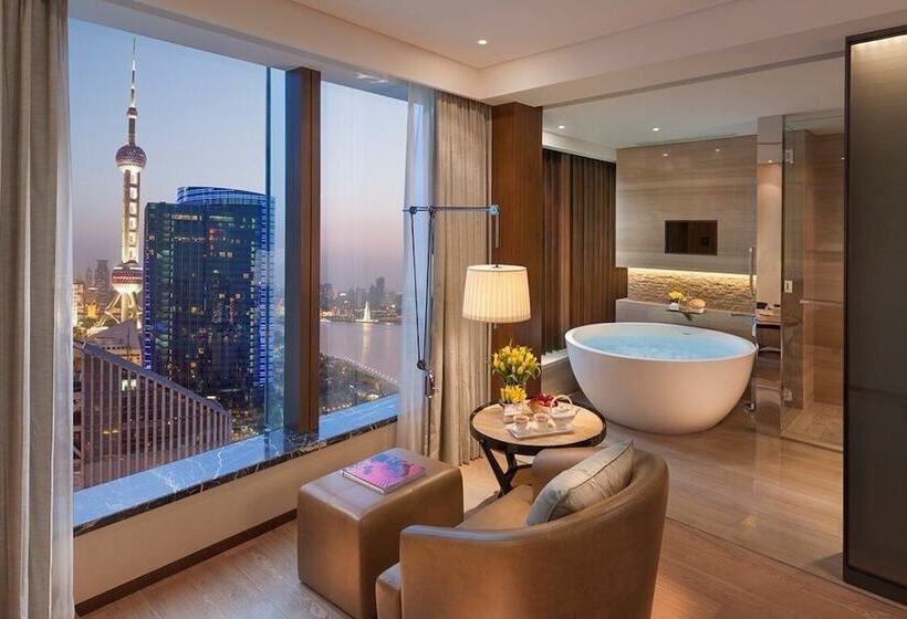 اتاق کلاب, Mandarin Oriental Pudong, Shanghai