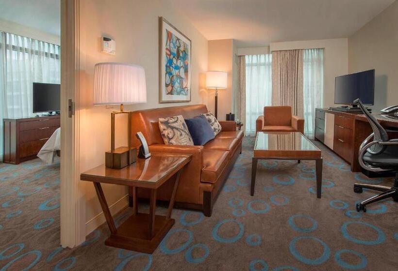 이그제큐티브 스위트 킹침대, Marriott Marquis Washington, Dc