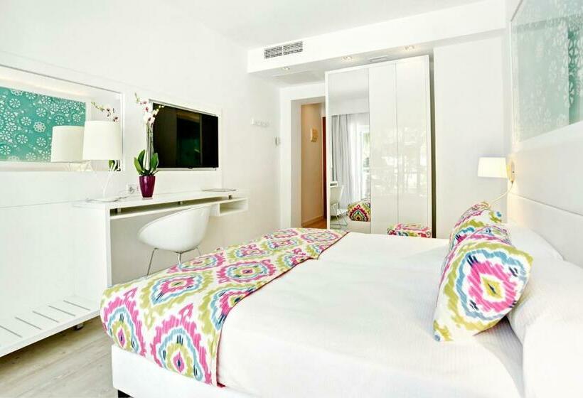 اتاق اساندارد با چشم‌انداز جانبی به دریا, Grupotel Ibiza Beach Resort - Adults Only