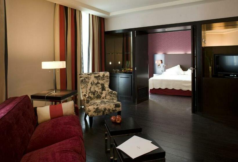 سوییت جونیور, Boutique Gareus