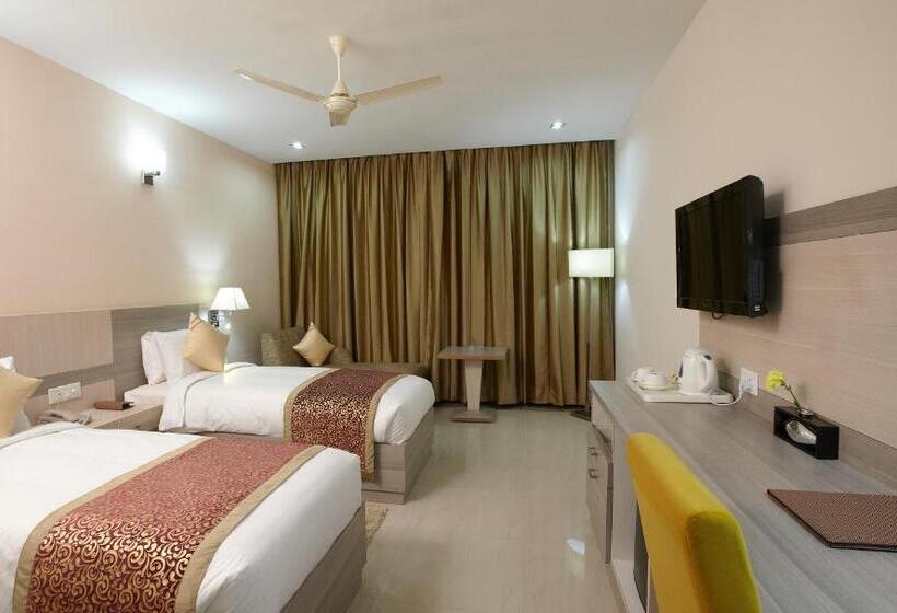 디럭스 룸, Days Hotel By Wyndham Neemrana