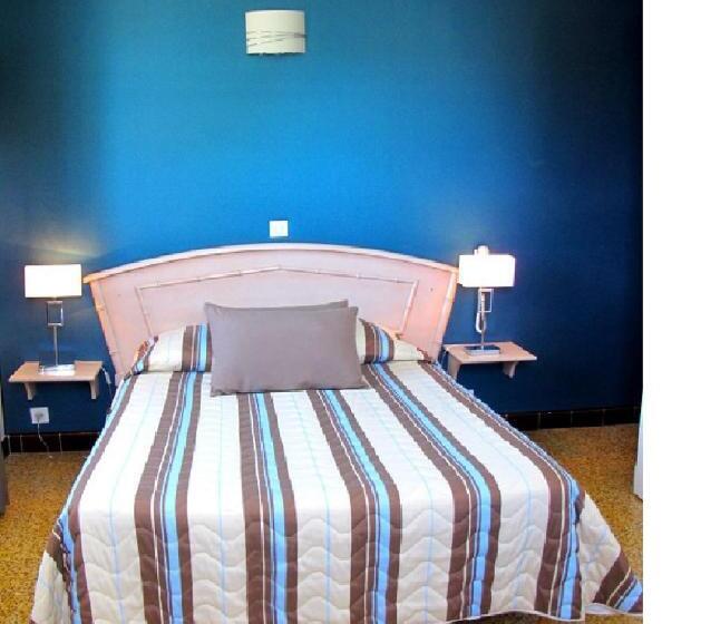 Семейный Номер, De La Plage Santa Vittoria