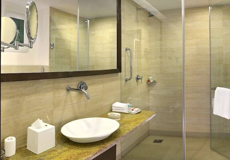 高级客房, Four Points By Sheraton New Delhi, Airport Highway