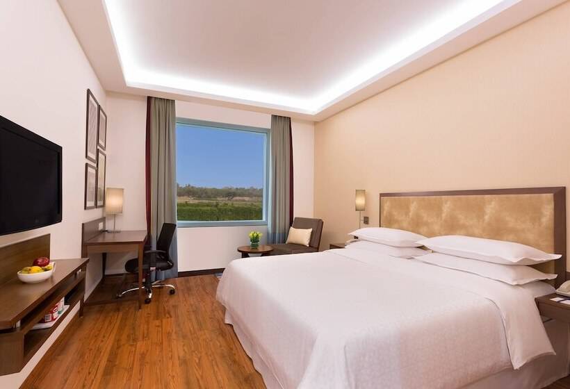 高级客房, Four Points By Sheraton New Delhi, Airport Highway