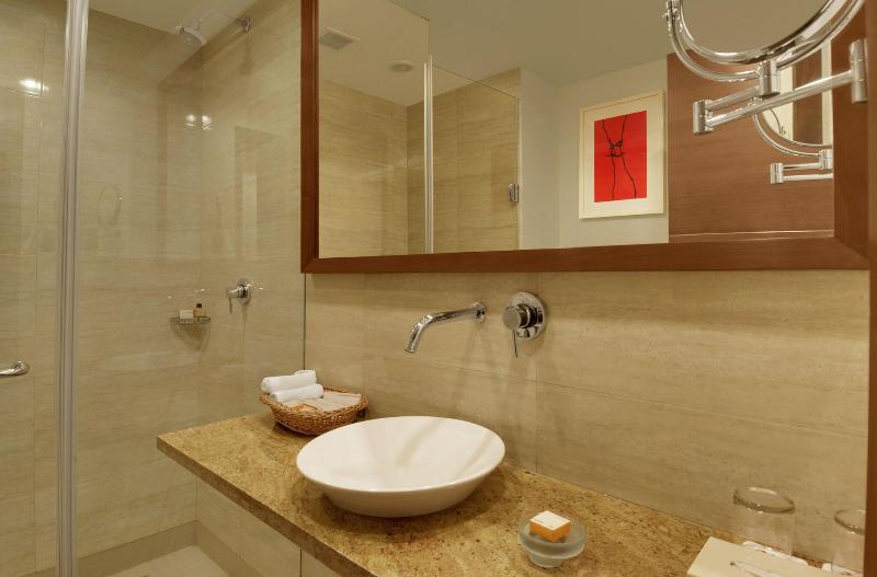 舒适型房间, Four Points By Sheraton New Delhi, Airport Highway