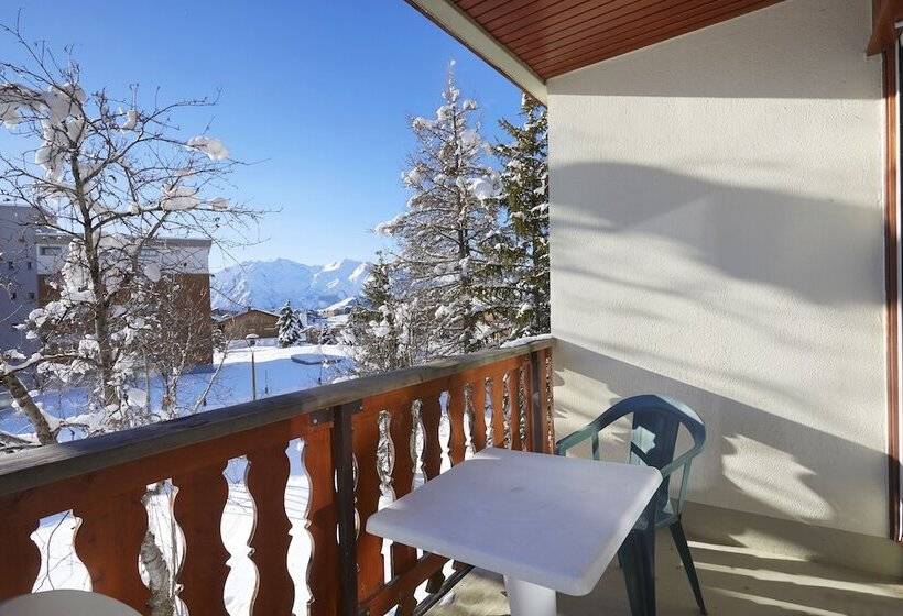Номер Стандарт, Hôtel Eliova Le Chaix