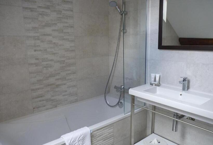 Апартаменты 1 Спальня, The Originals Boutique, Hôtel De La Paix, Beaune