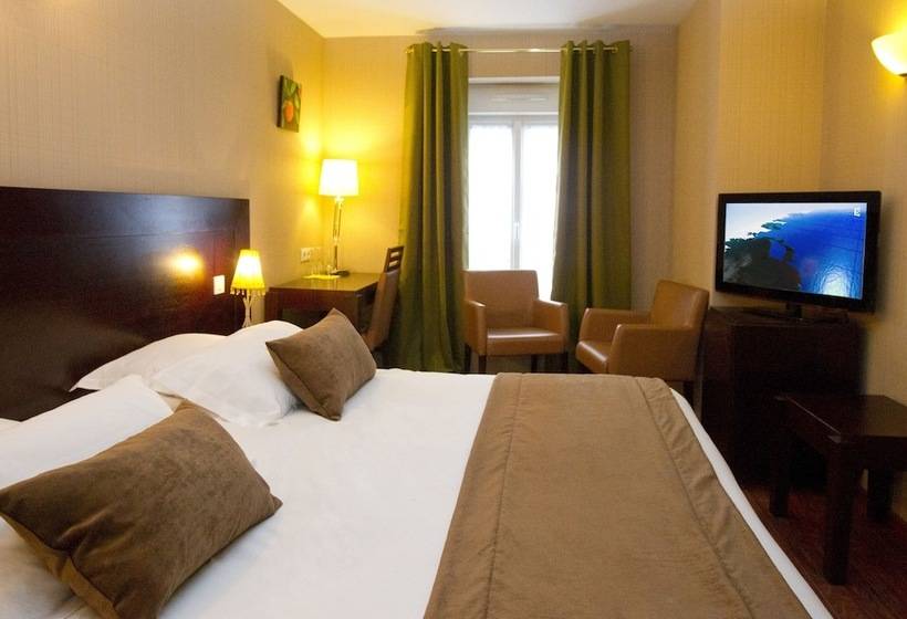 Трехместный Номер Deluxe, The Originals Boutique, Hôtel De La Paix, Beaune