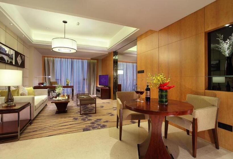 高级套房, Crowne Plaza Chengdu West, An Ihg
