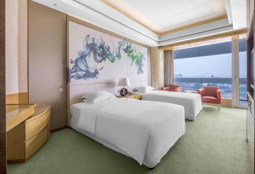 اتاق استاندارد با تخت بزرگ, Sheraton Huzhou Taihu Lake Hot Spring Resort & Spa