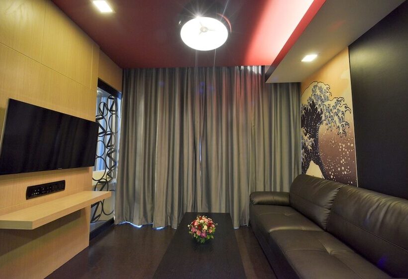 스위트, Sleep With Me Hotel Design Hotel @ Patong