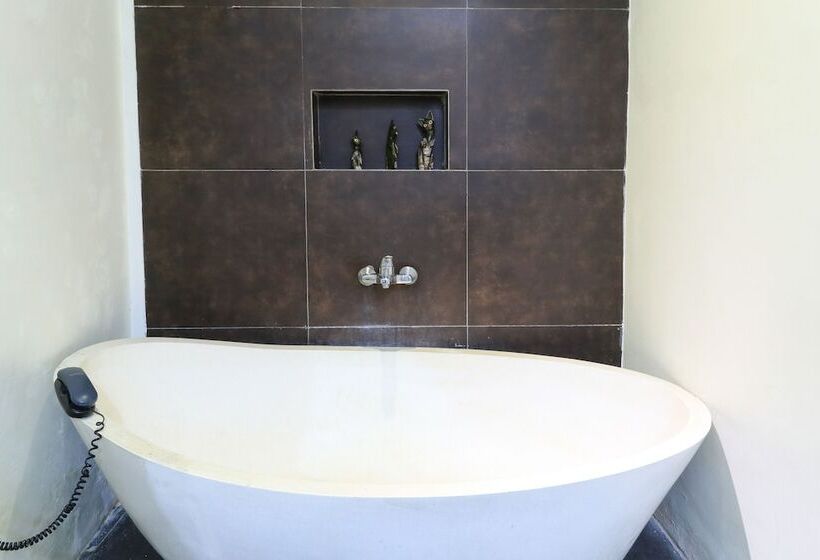 Вилла 2 Спальни, The Widyas Bali Villa