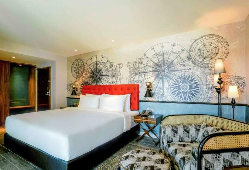 디럭스 룸 킹사이즈 침대, Mercure Langkawi Pantai Cenang