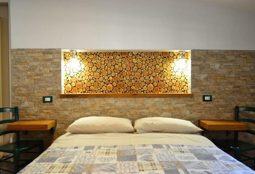 اتاق پریمیوم چهارنفره, Costa Del Gallo