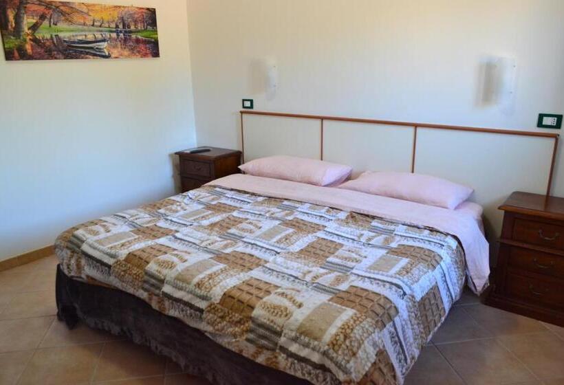 اتاق پریمیوم چهارنفره, Costa Del Gallo