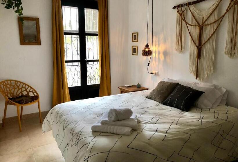 Standard room with outdoor bath, Casa Guidai