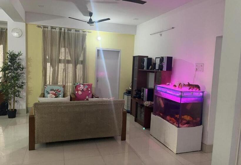 اتاق استاندارد با بالکن, Gruham Sojourn Homestay