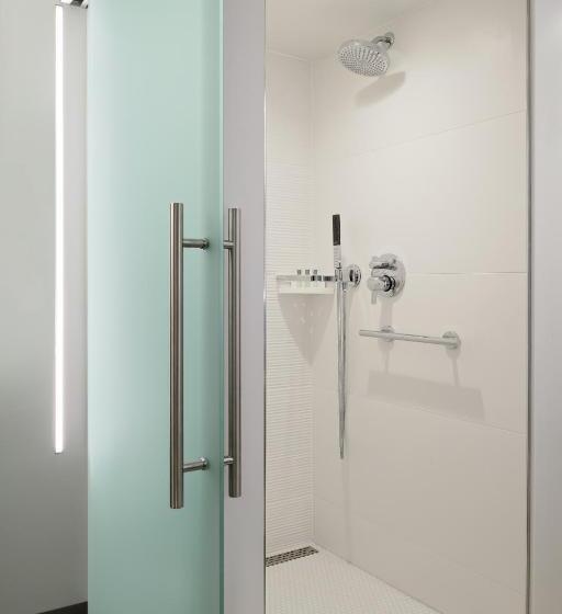 Delüks Oda, Astra Hotel, Seattle, A Tribute Portfolio Hotel By Marriott   No Resort Fees