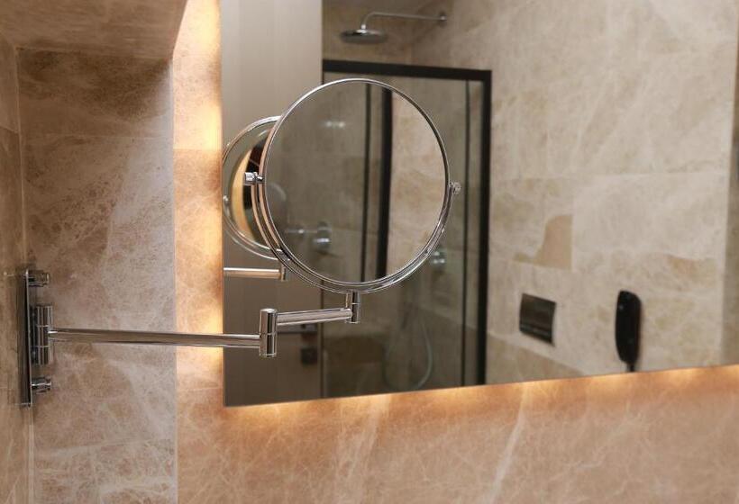 اتاق استاندارد با چشم‌انداز دریا, Pikola Otel