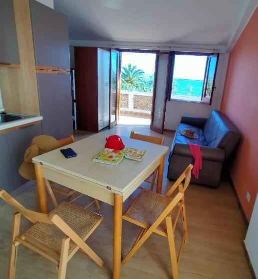سوئیت با بالکن, Testa Di Monaco   Basic Beach Accommodations