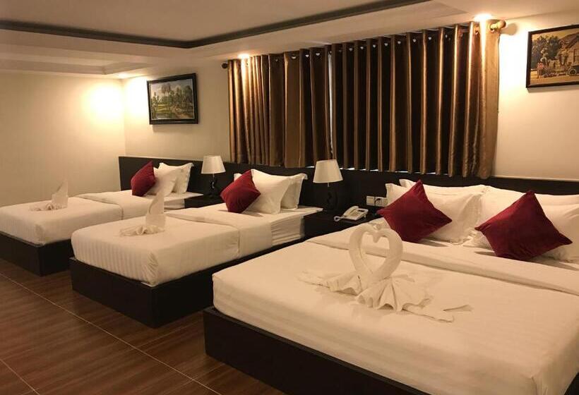 Трехместный Президентский, Apple Hotel Two   Near Phnom Penh Airport