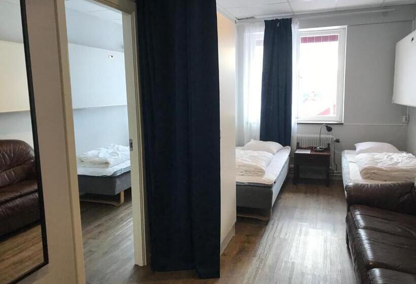 家庭间, åsens Vandrarhem Uvboet