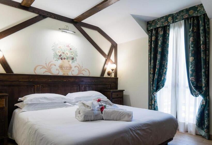 Трехместный Номер Классика, Chalet Du Lys Hotel & Spa
