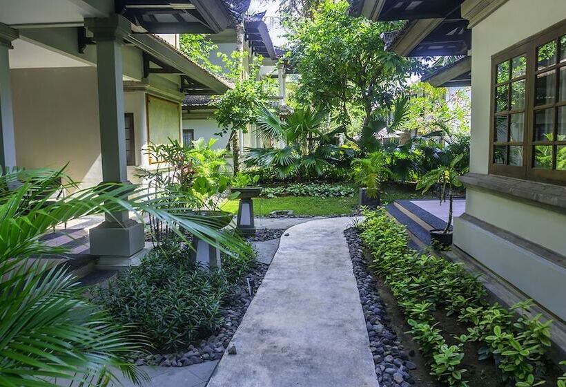 Номер Superior, Grand Whiz Hotel Nusa Dua Bali